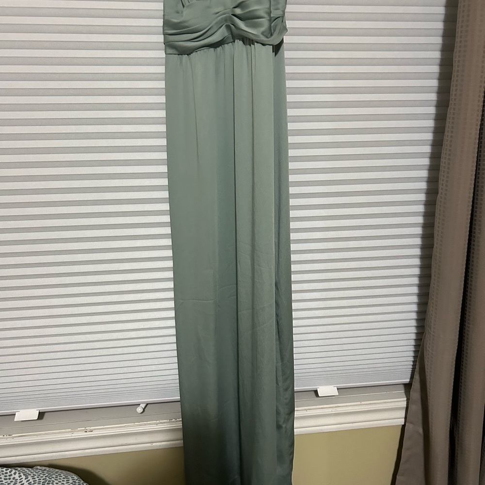 Elegant Green Maxi Dress